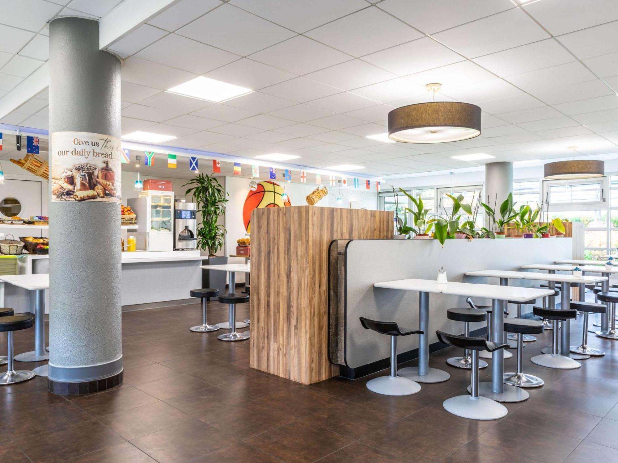 Ibis Budget Roissy Cdg Paris Nord 2 Bagian luar foto