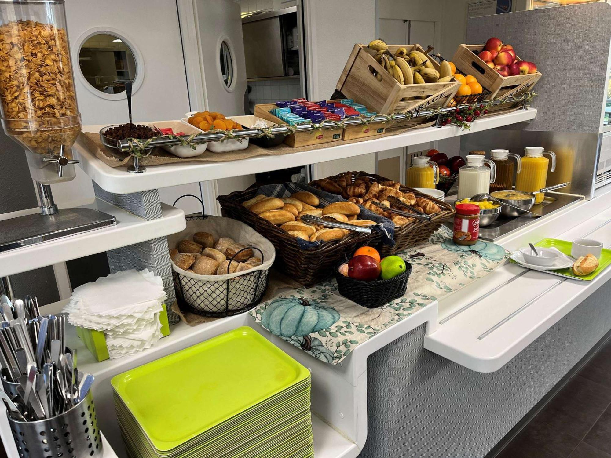 Ibis Budget Roissy Cdg Paris Nord 2 Bagian luar foto