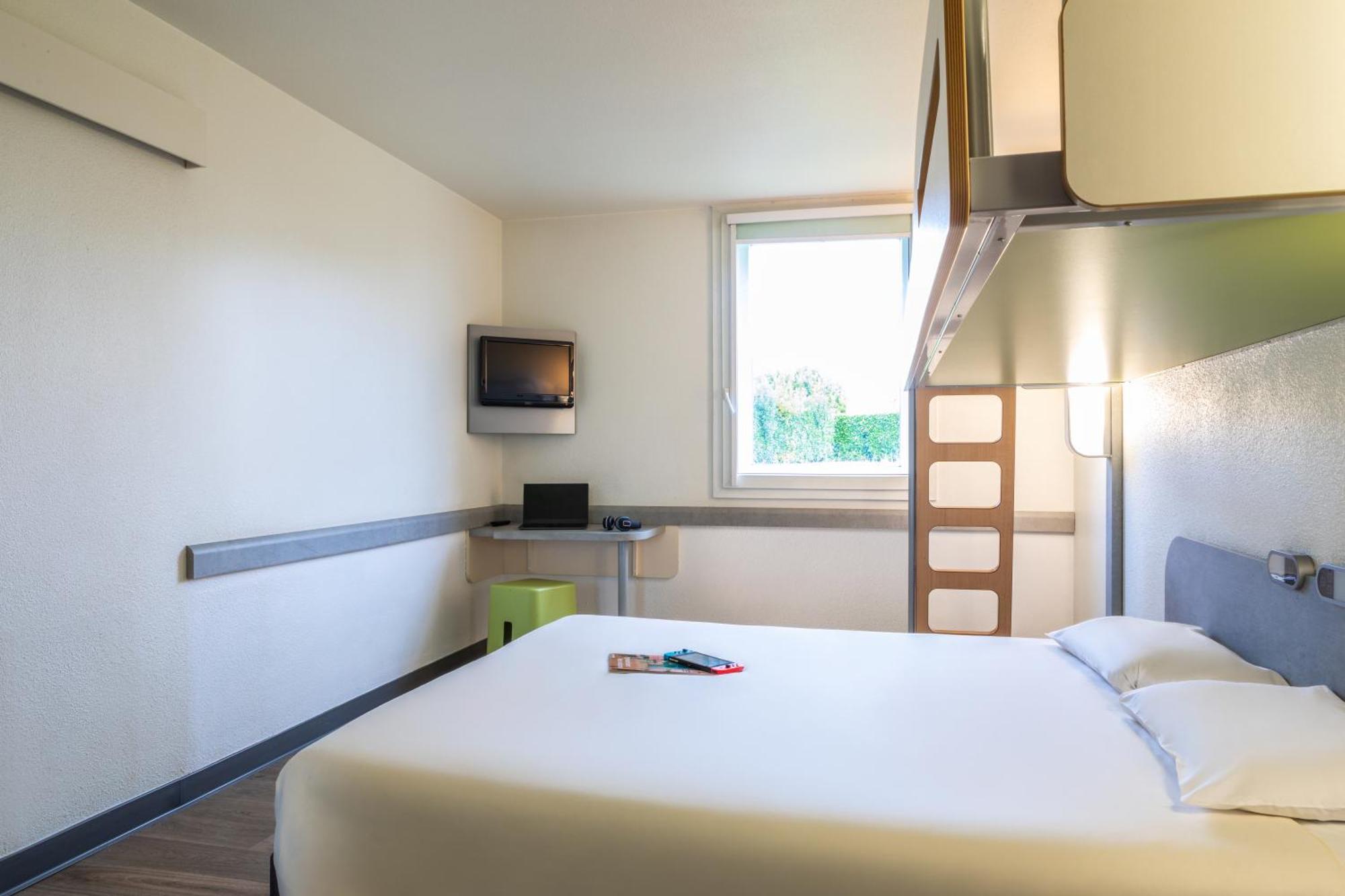Ibis Budget Roissy Cdg Paris Nord 2 Bagian luar foto
