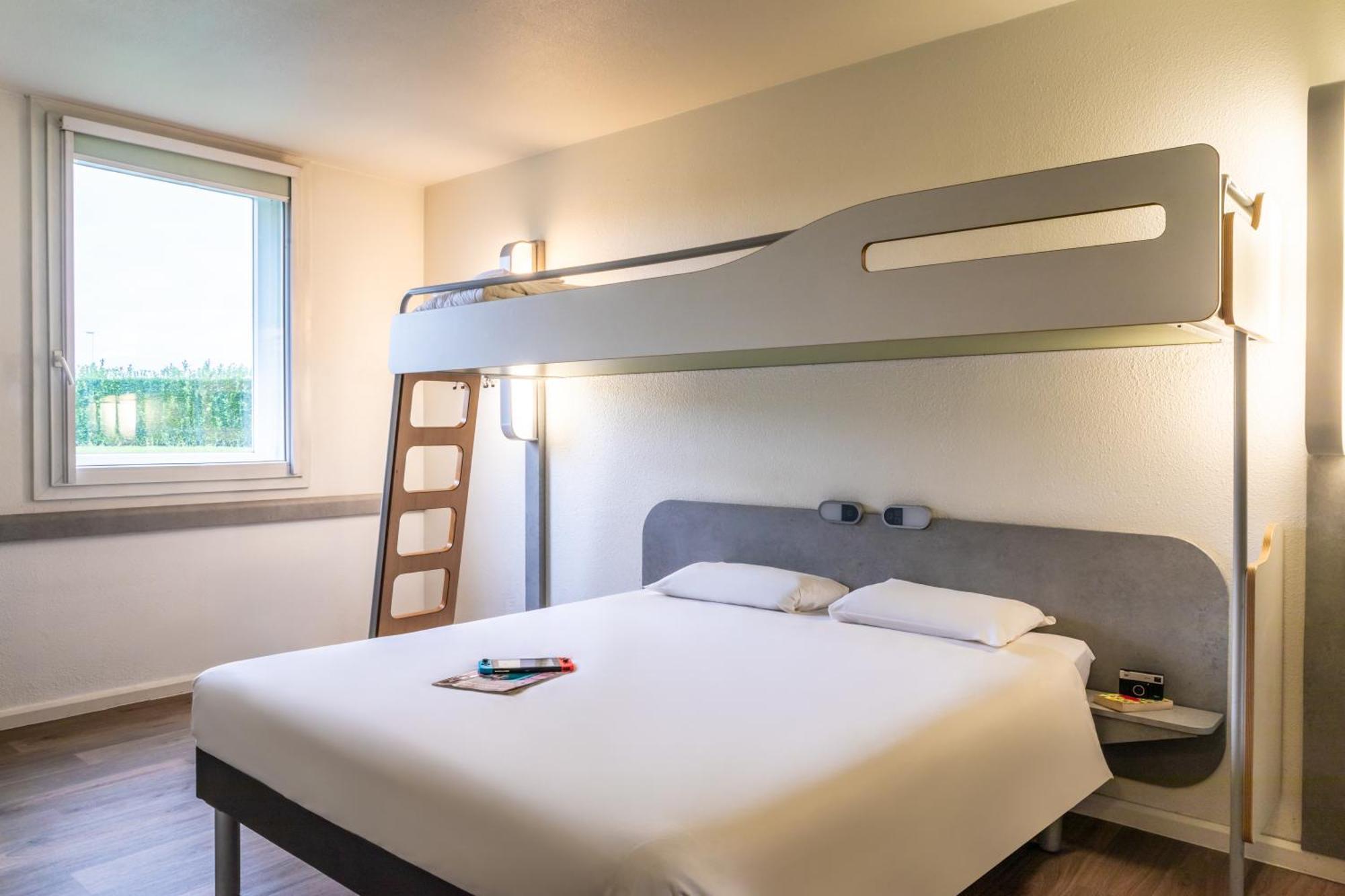 Ibis Budget Roissy Cdg Paris Nord 2 Bagian luar foto